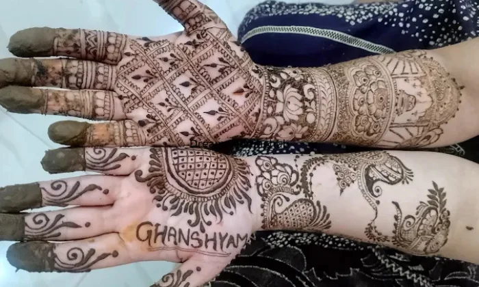 Bhilai mehndi artist